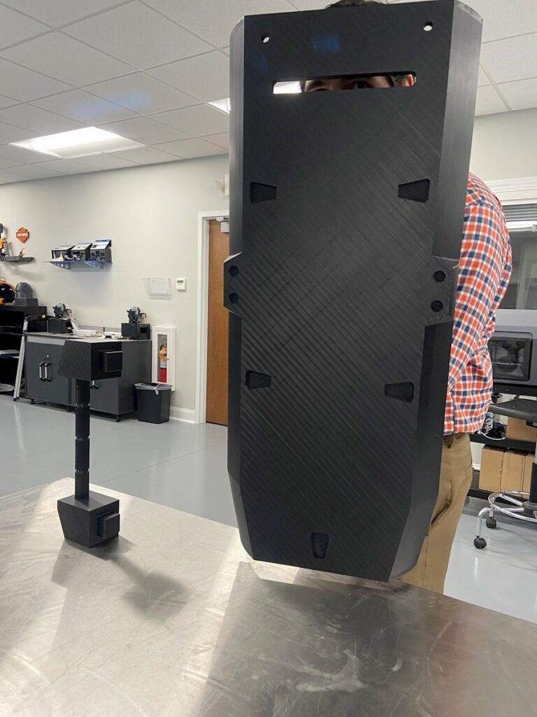 Extendable Riot Shield 3D Printing Riot Shields - R&D Technologies